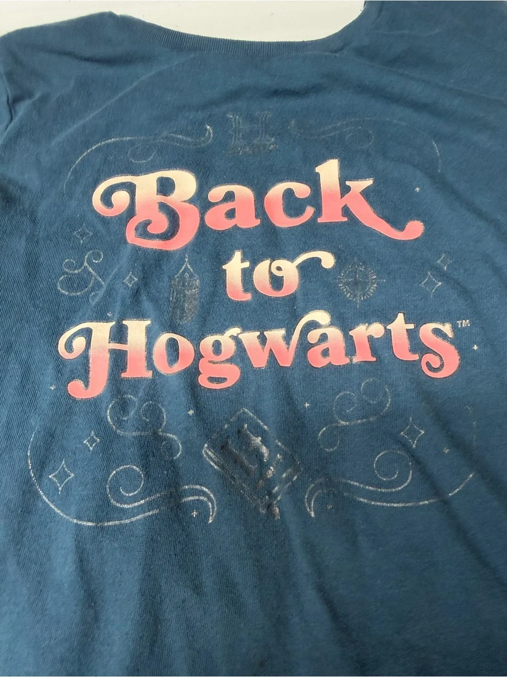 Harry Potter Hogwarts Shirt - Picture 2 of 2